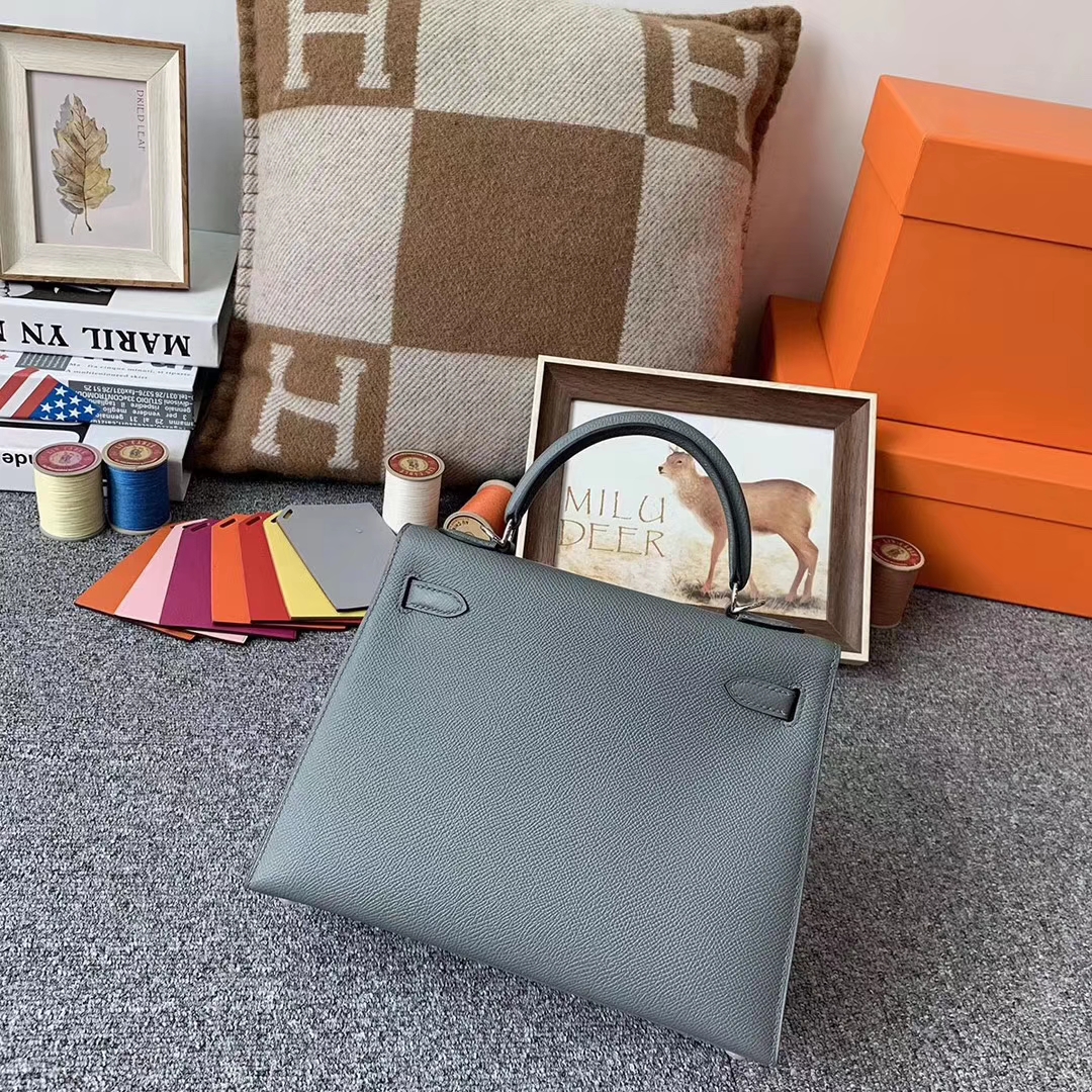 Hermès（爱马仕）杏绿色 原厂御用顶级epsom 皮 Kelly 25 银扣 现货