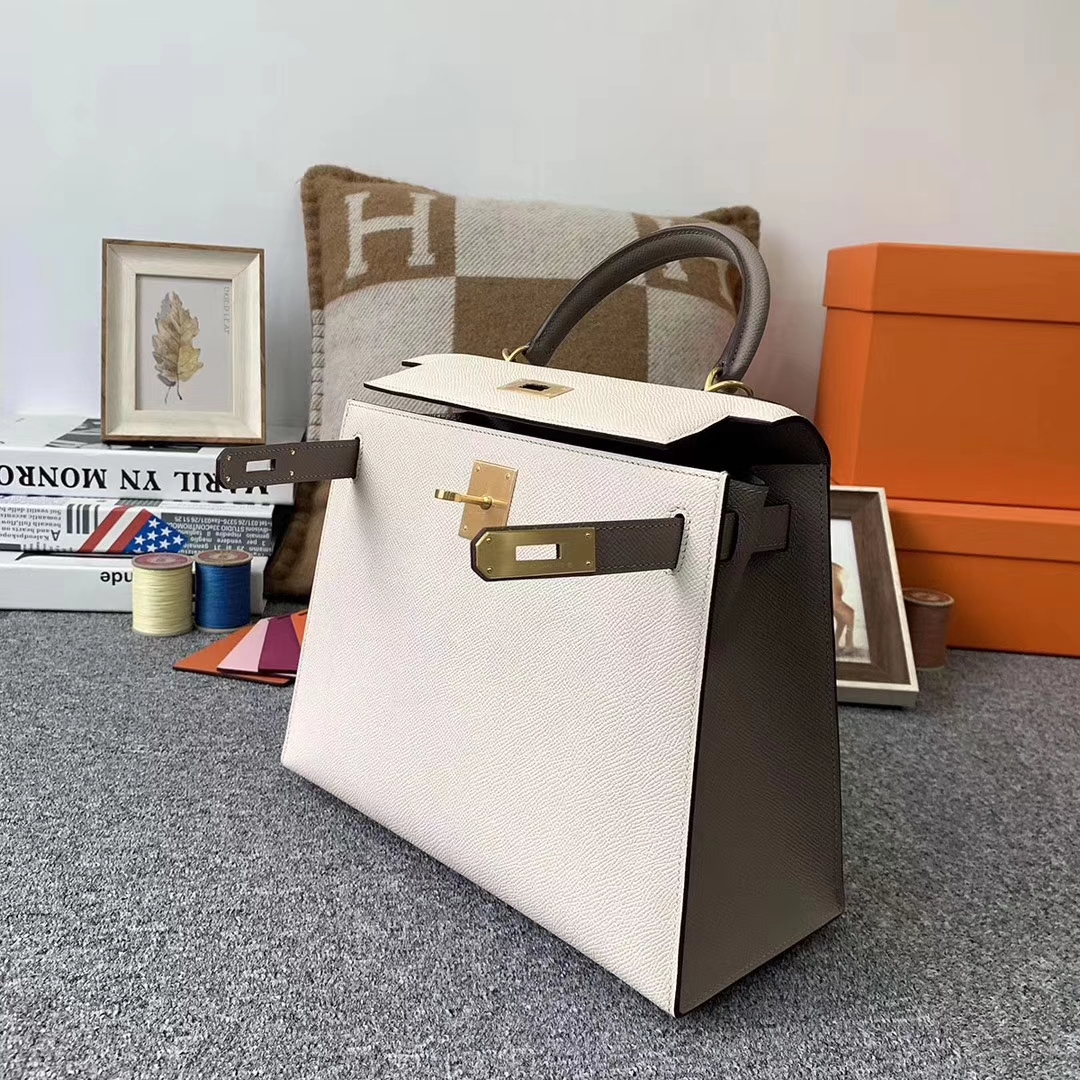 Hermès（爱马仕）奶昔白拼沥青灰 原厂御用顶级Epsom 皮 Kelly 28 外缝 拉丝金扣