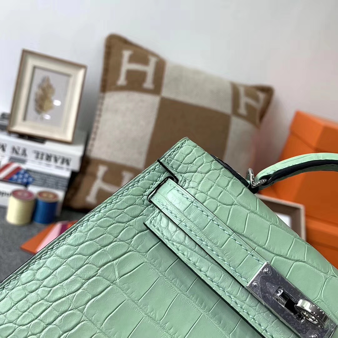 Hermès（爱马仕）6U薄荷绿 原厂御用顶级鳄鱼皮 Mini Kelly 二代 银扣