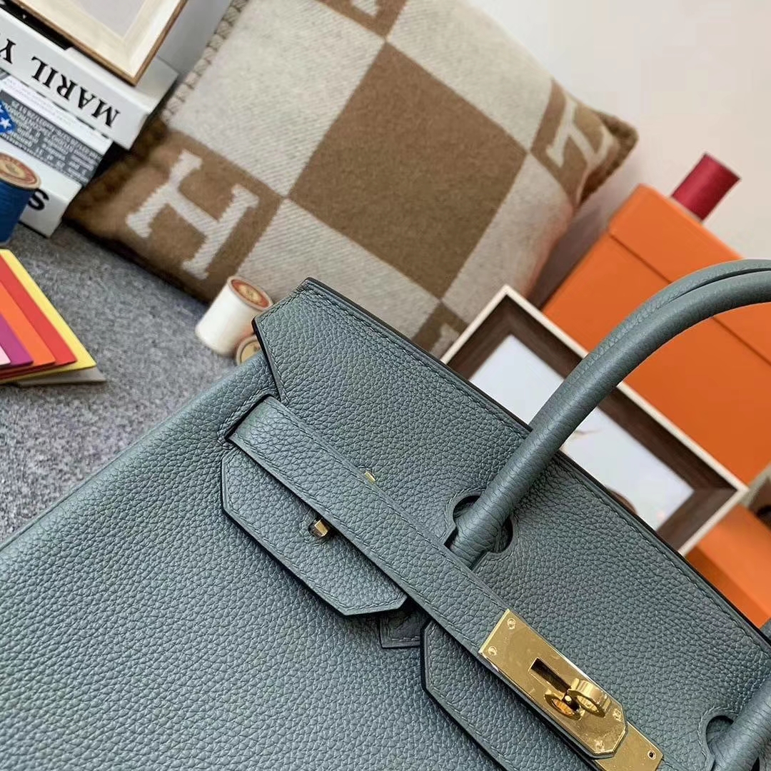 Hermès（爱马仕）杏绿色 原厂御用顶级小牛皮 Birkin 30 银扣 订单出货