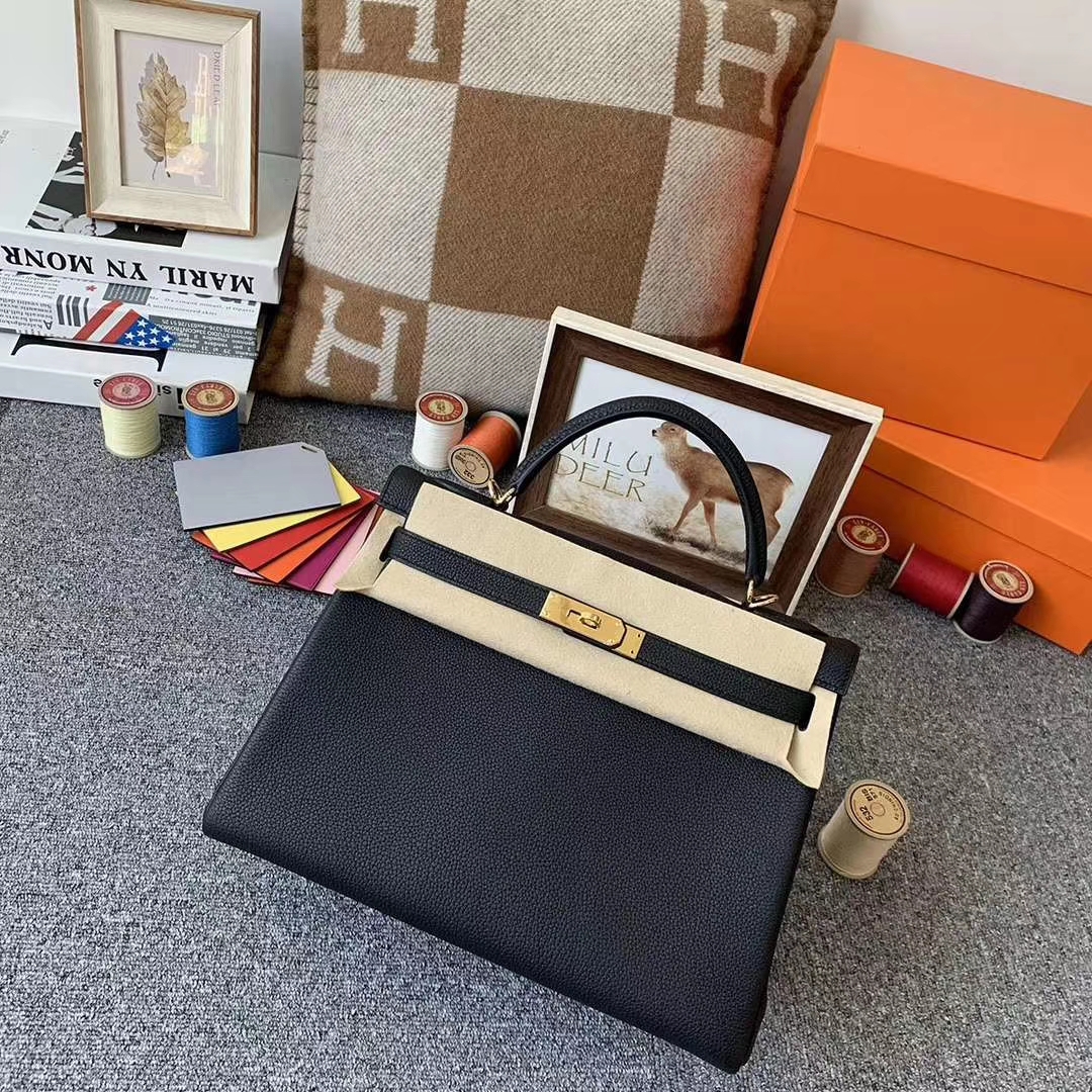 Hermès（爱马仕）Kelly 凯莉包 CK89 黑色 原厂御用顶级小牛皮 金扣 32cm 现货