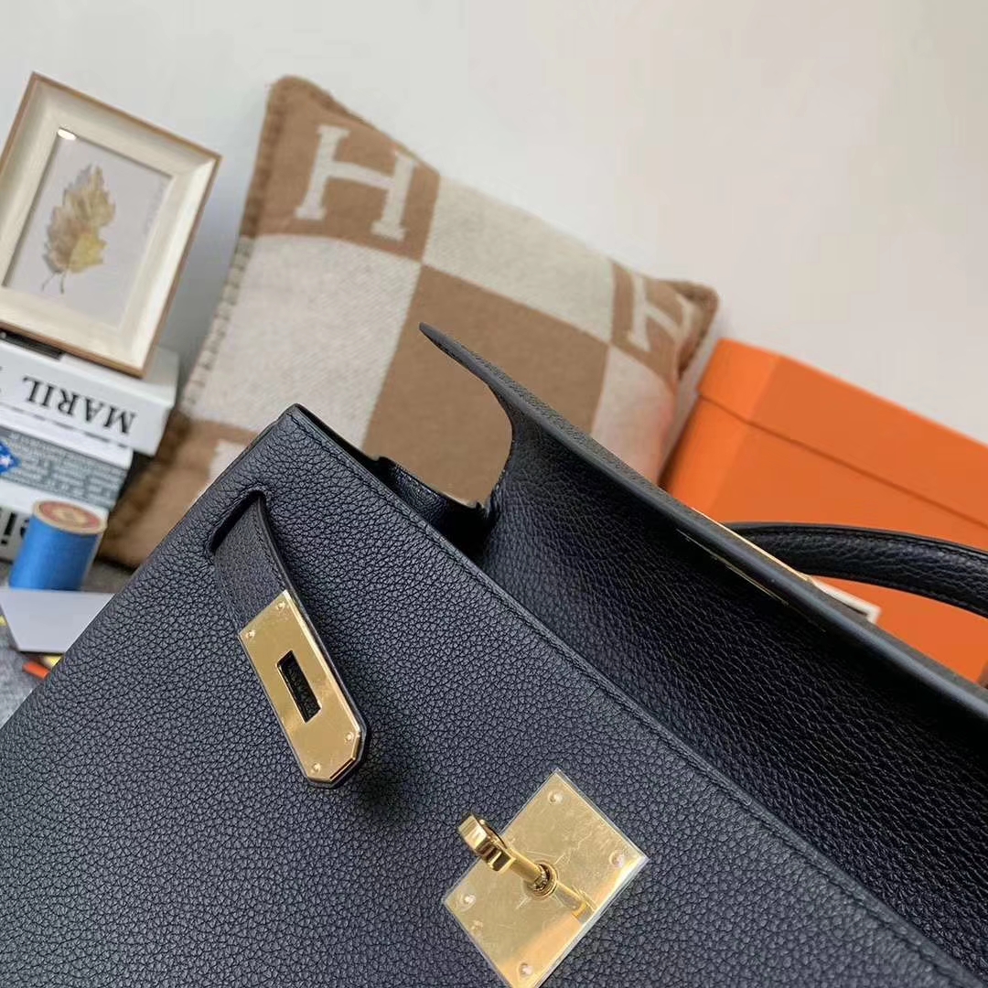 Hermès（爱马仕）Kelly 凯莉包 CK89 黑色 原厂御用顶级小牛皮 金扣 32cm 现货