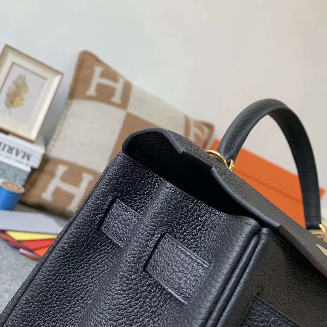 Hermès（爱马仕）Kelly 凯莉包 CK89 黑色 原厂御用顶级小牛皮 金扣 32cm 现货