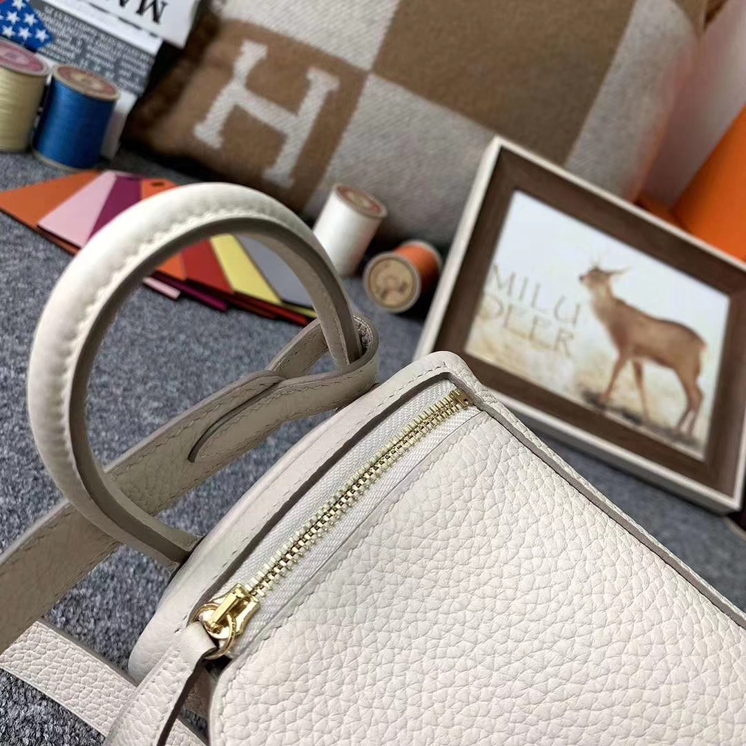 Hermès（爱马仕）奶昔白 原厂御用顶级TC皮 Mini Lindy 金扣 现货