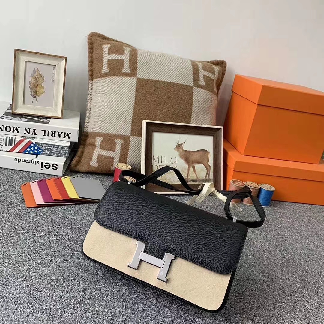 Hermès（爱马仕）CK89黑色 原厂御用顶级Epsom 皮 Constance 26 银扣