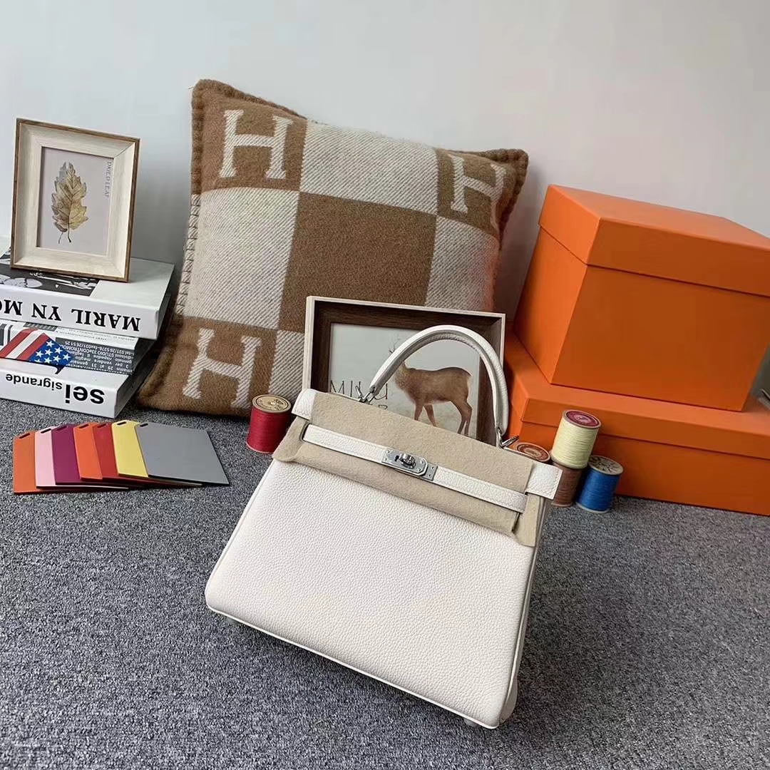 Hermès（爱马仕）8L冰川白 原厂御用顶级小牛皮 Kelly 25 银扣