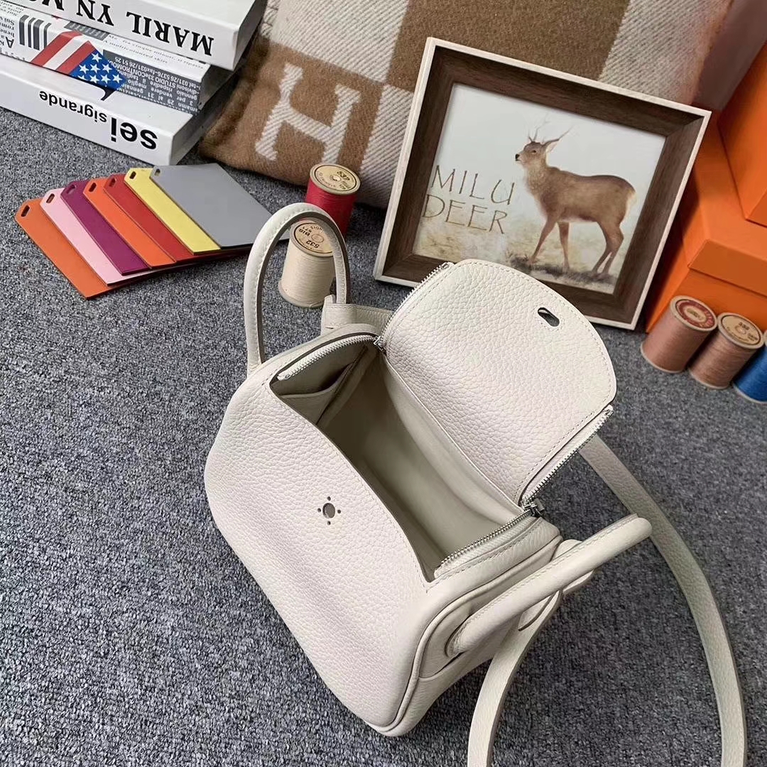 Hermès（爱马仕）奶昔白 原厂御用顶级TC皮 Mini Lindy 银扣 现货
