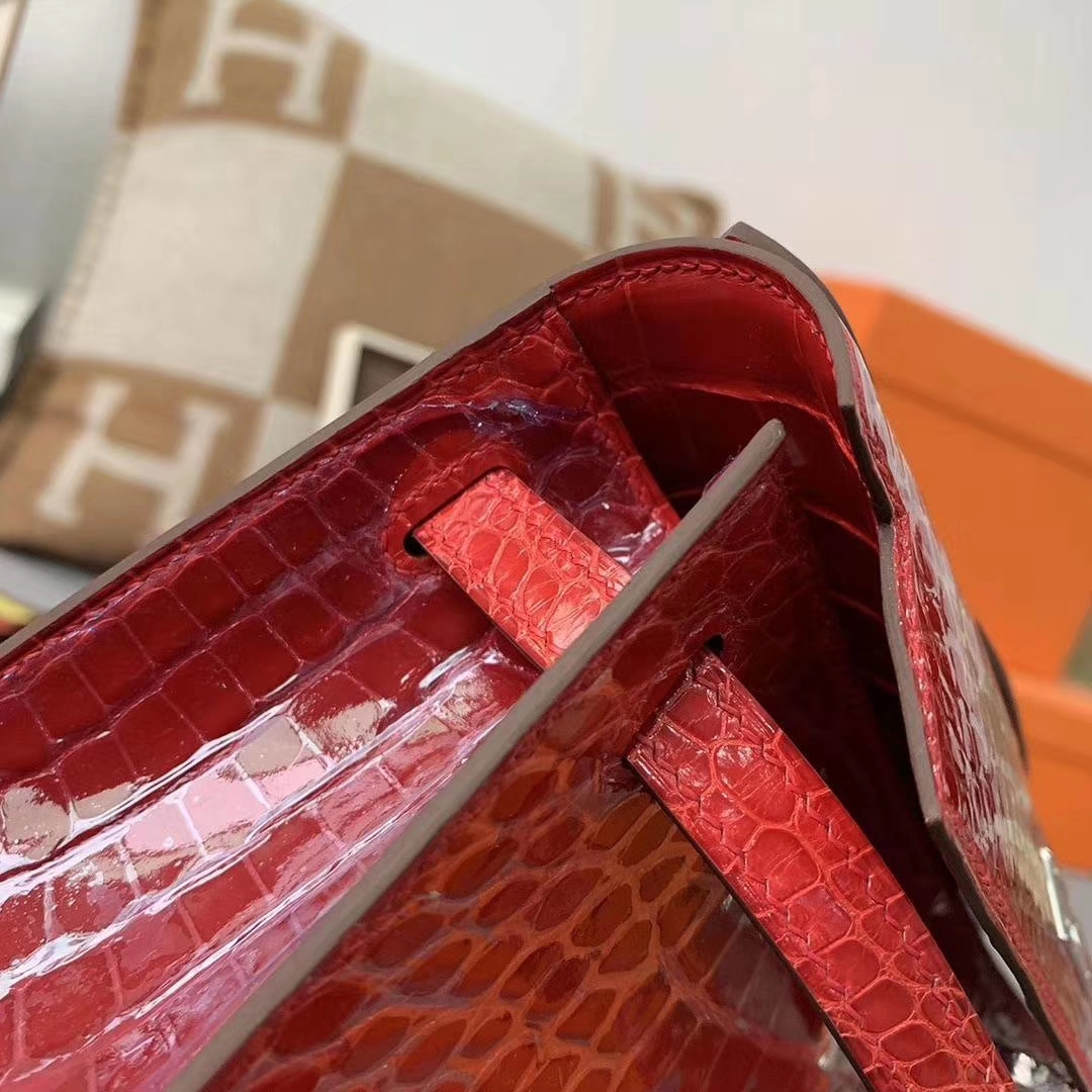 Hermès（爱马仕）法拉利红 原厂御用顶级亮面鳄鱼皮 Mini Kelly 银扣