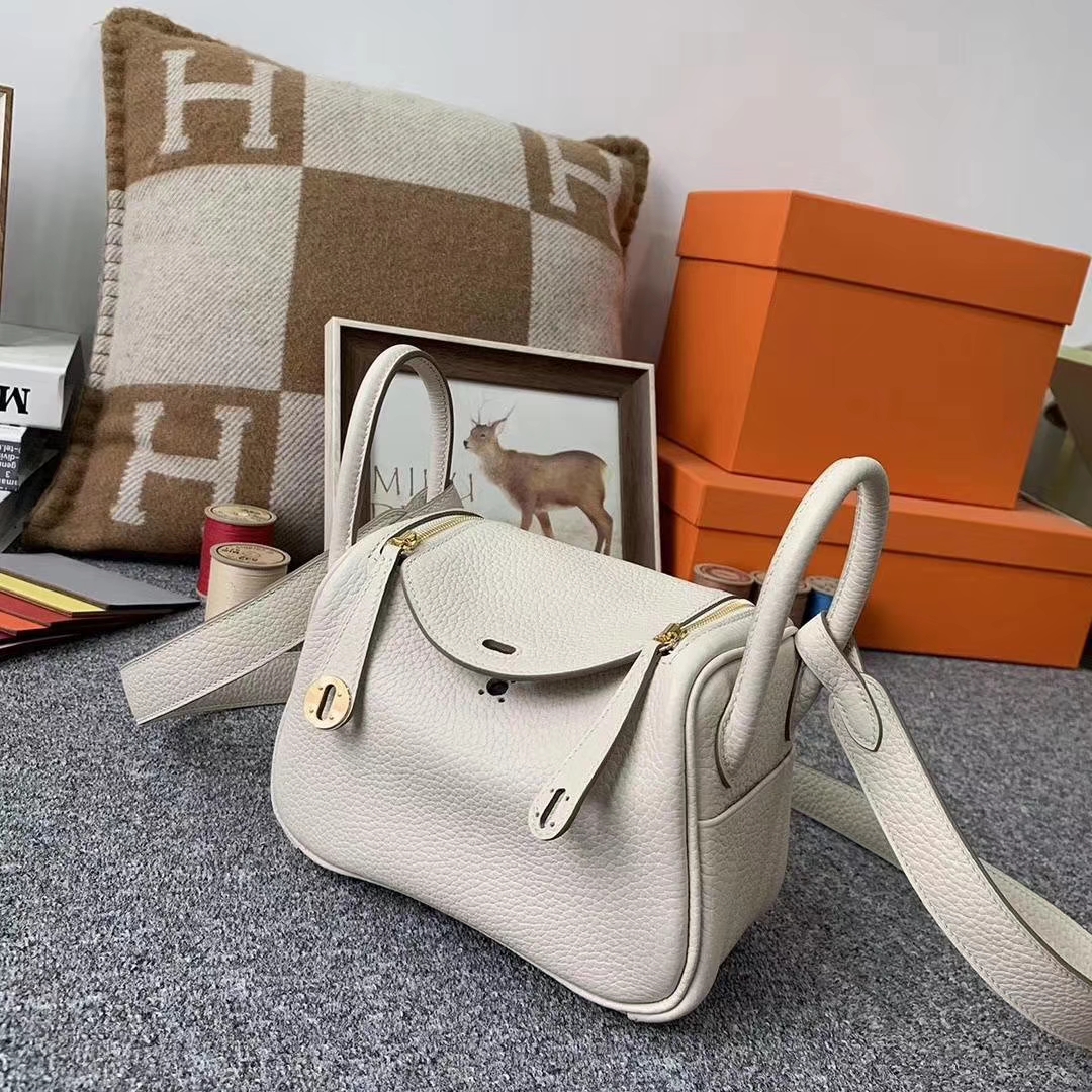 Hermès（爱马仕）奶昔白 原厂御用顶级TC皮 Mini Lindy 银扣 现货