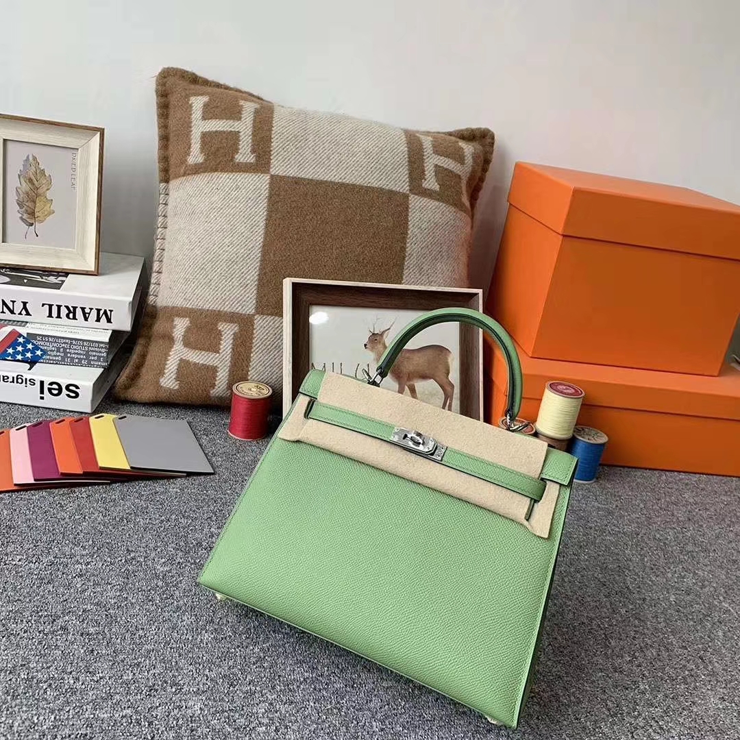 Hermès（爱马仕）3I牛油果绿 原厂御用顶级Epsom 皮 Kelly 25 外缝 金扣 现货