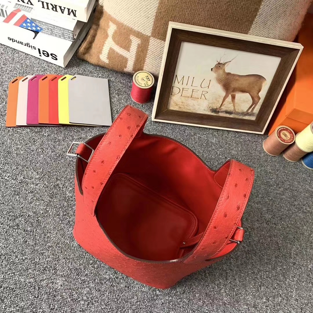 Hermès（爱马仕）T5斋普尔粉 原厂御用顶级KK鸵鸟皮 Picotin  Lock 18cm 银扣