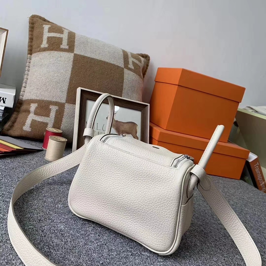 Hermès（爱马仕）奶昔白 原厂御用顶级TC皮 Mini Lindy 银扣 现货