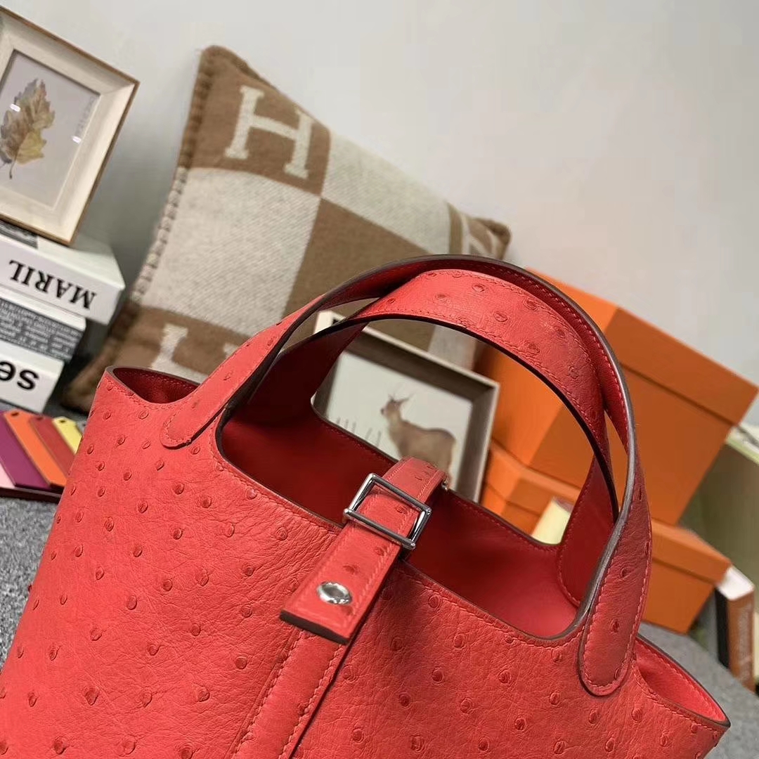 Hermès（爱马仕）T5斋普尔粉 原厂御用顶级KK鸵鸟皮 Picotin  Lock 18cm 银扣