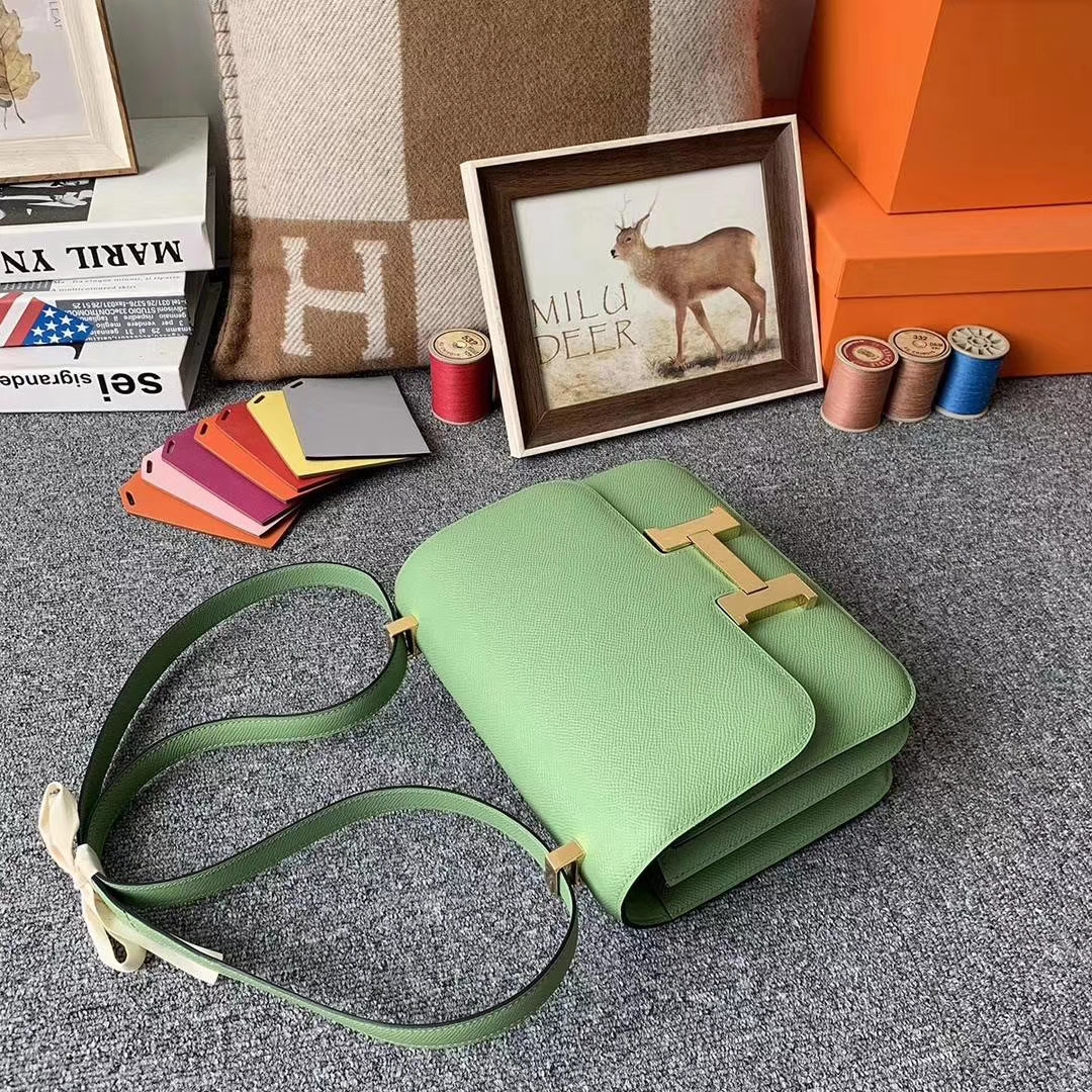 Hermès（爱马仕）I3 牛‮果油‬绿 原厂御‮顶用‬级Epsom 皮 Constance 24 金扣 现货