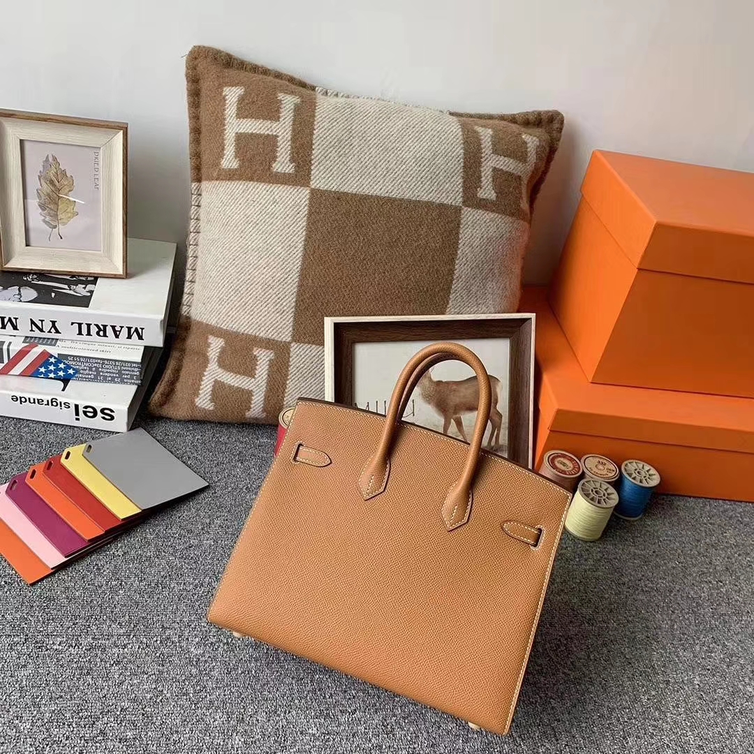 Hermès（爱马仕）C37金棕色 原厂‮用御‬顶级Epsom 皮 Birkin 25 外缝 金扣 现货