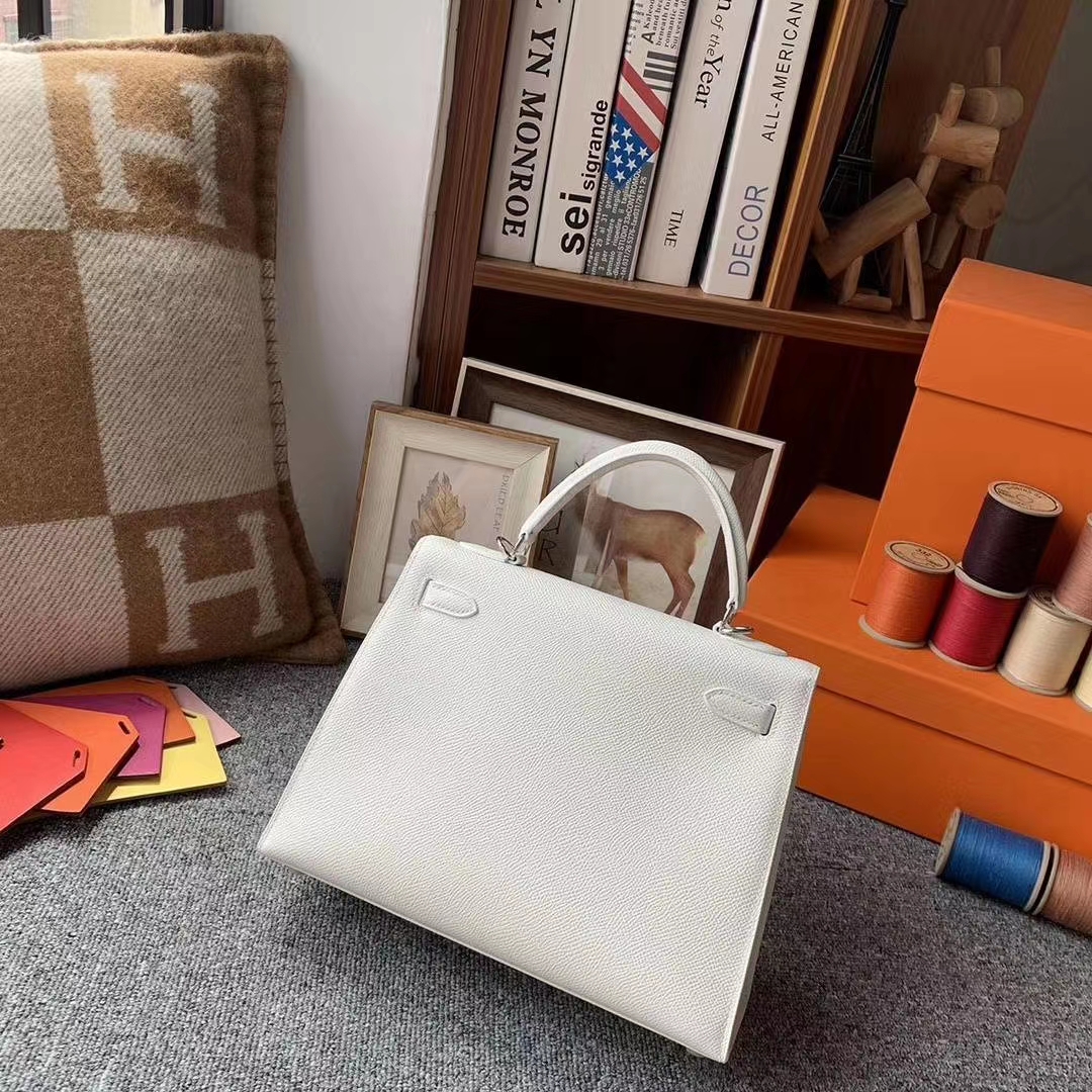 Hermès（爱马仕）纯白色 原厂御用顶级Epsom 皮 Kelly 25 外缝 银扣