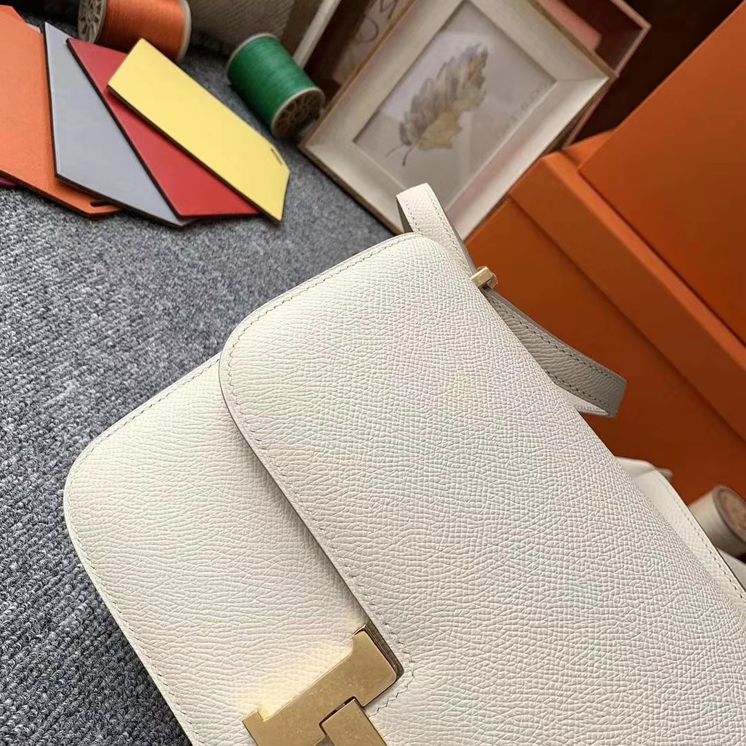 Hermès（爱马仕）constance 空姐包 奶昔白 原厂御用顶级Epsom皮 金扣 26cm