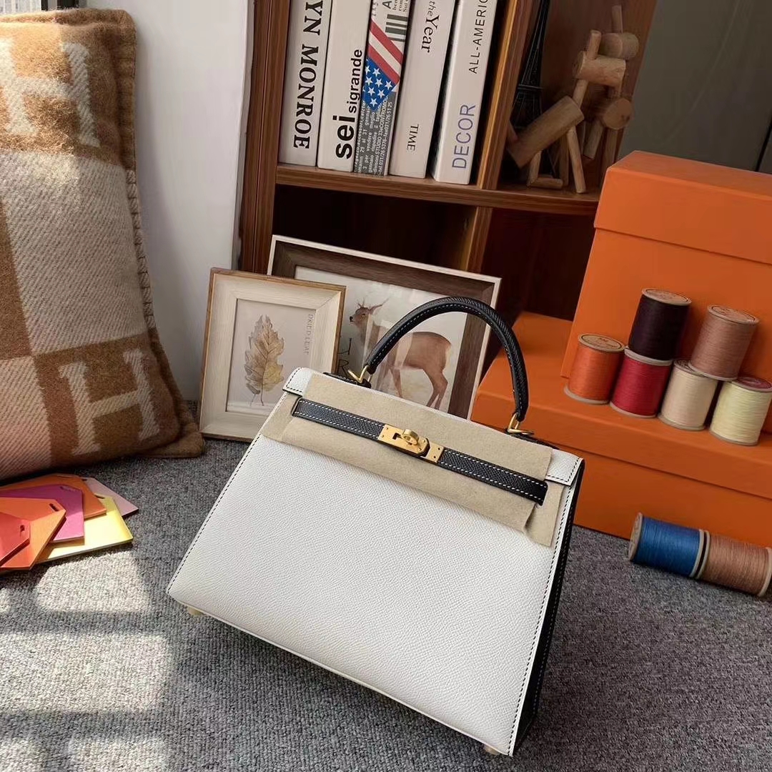 Hermès（爱马仕）纯白色拼黑色 原厂御用顶级Epsom 皮 Kelly 25 外缝 拉丝金扣