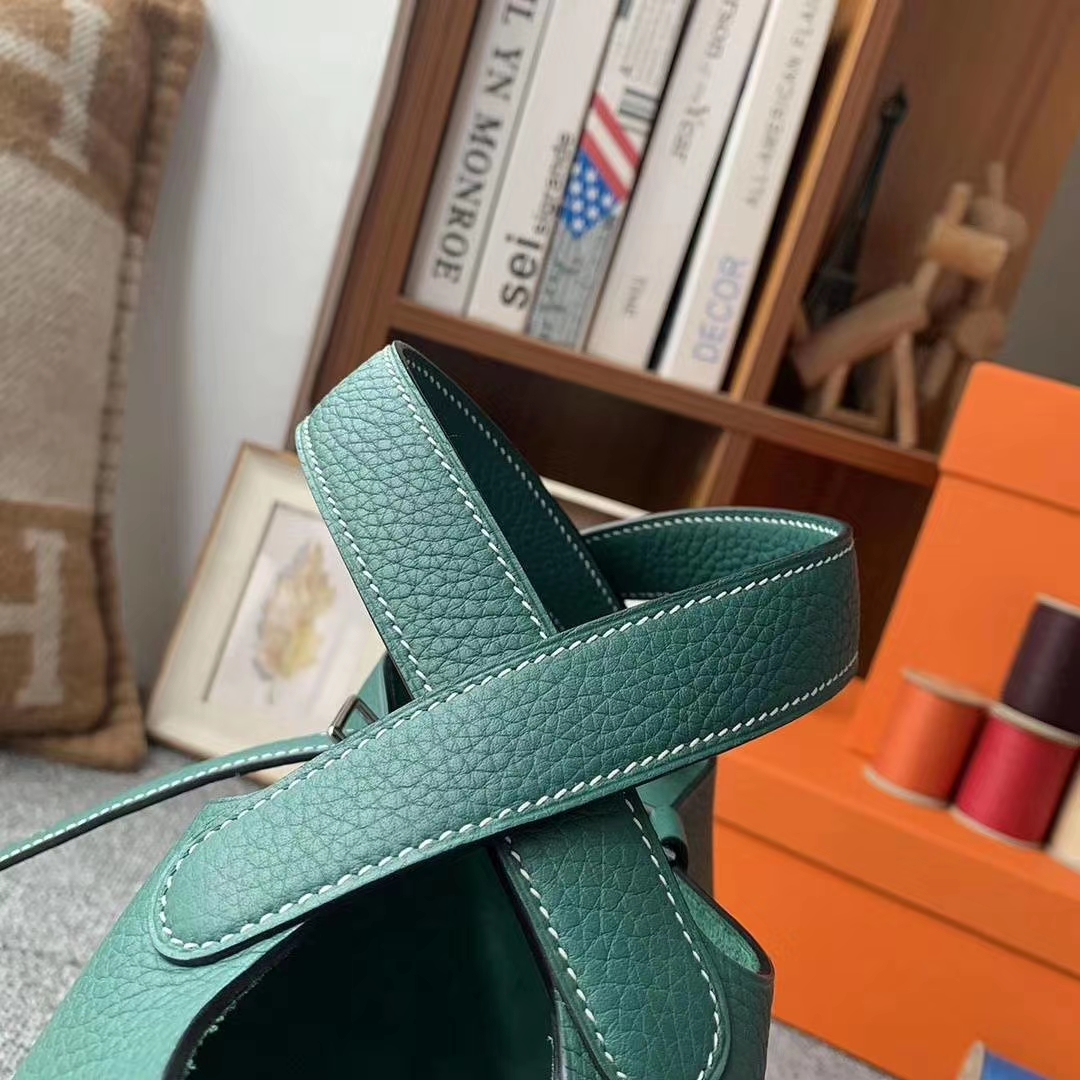 Hermès（爱马仕）Z6孔雀绿 白色线 原厂御用顶级TC皮 Picotin  Lock 18cm 银扣