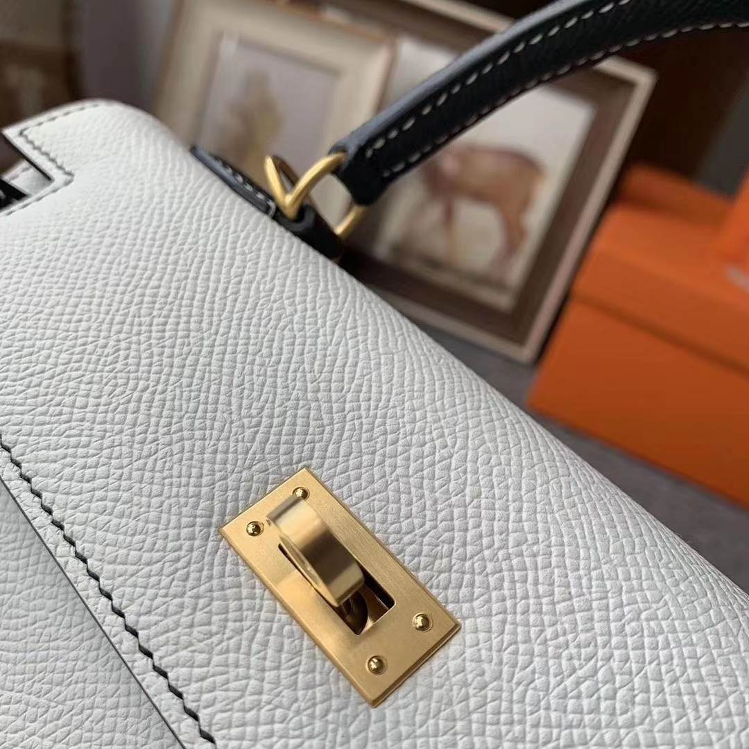 Hermès（爱马仕）纯白色拼黑色 原厂御用顶级Epsom 皮 Kelly 25 外缝 拉丝金扣