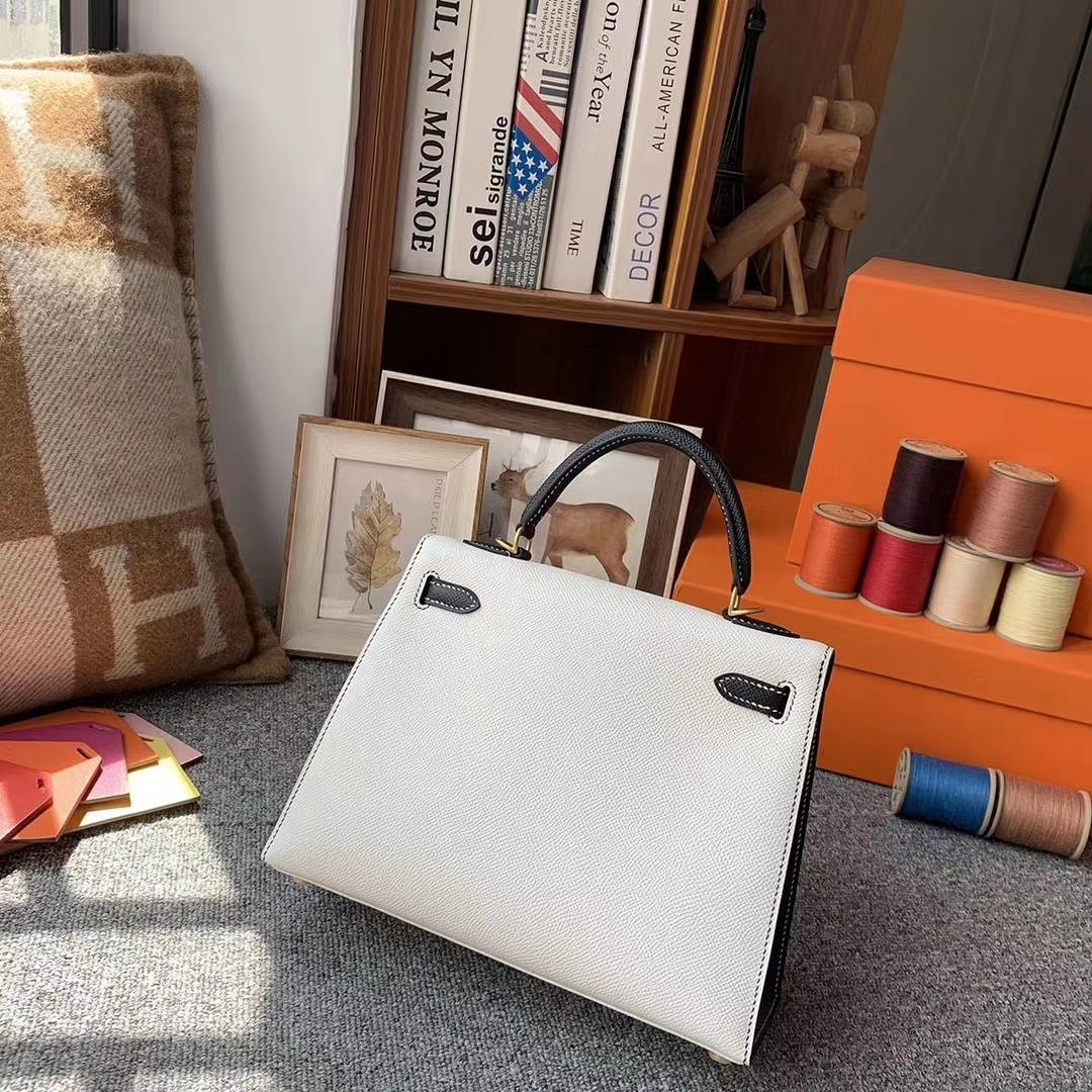 Hermès（爱马仕）纯白色拼黑色 原厂御用顶级Epsom 皮 Kelly 25 外缝 拉丝金扣