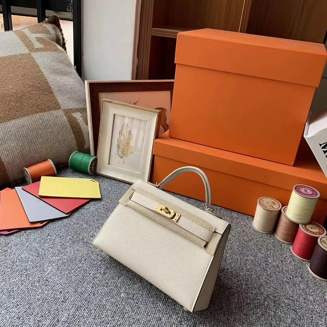 Hermès（爱马仕）Mini Kelly 2代 奶昔白 原厂御用顶级Epsom皮