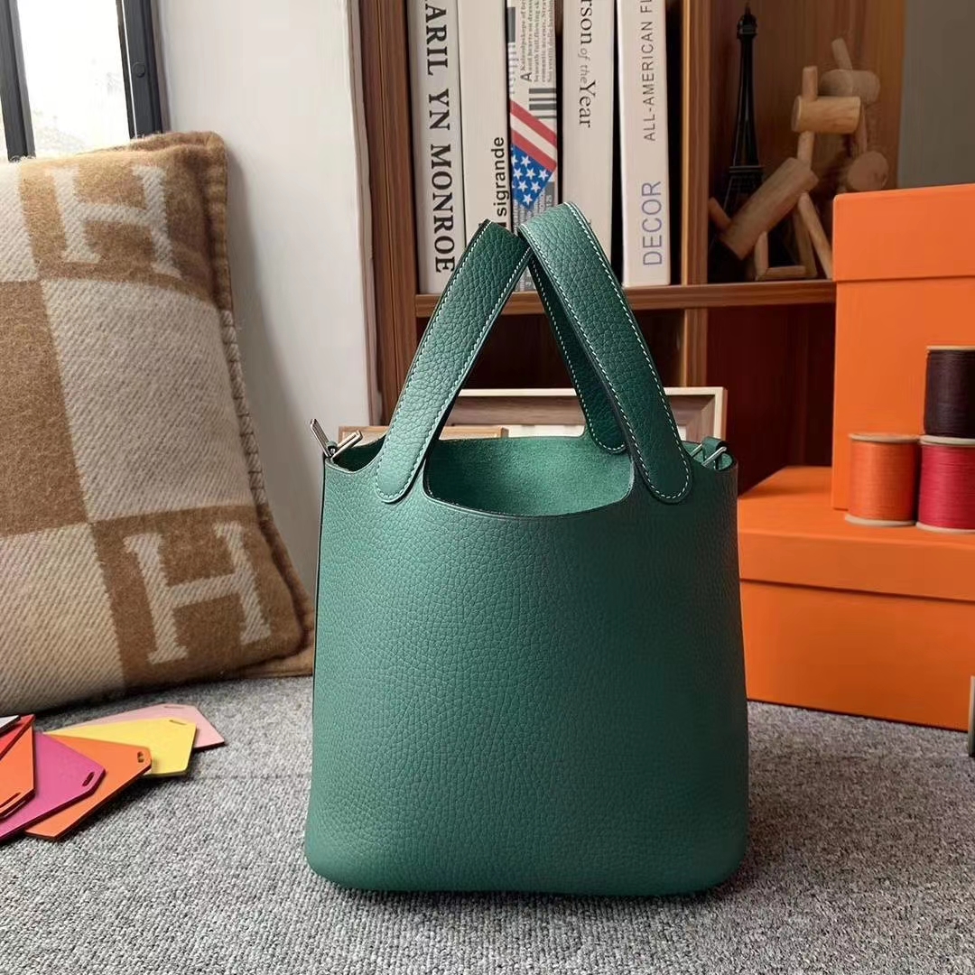 Hermès（爱马仕）Z6孔雀绿 白色线 原厂御用顶级TC皮 Picotin  Lock 18cm 银扣