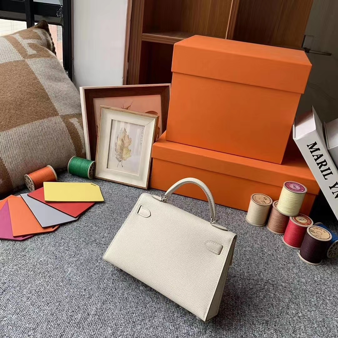 Hermès（爱马仕）Mini Kelly 2代 奶昔白 原厂御用顶级Epsom皮