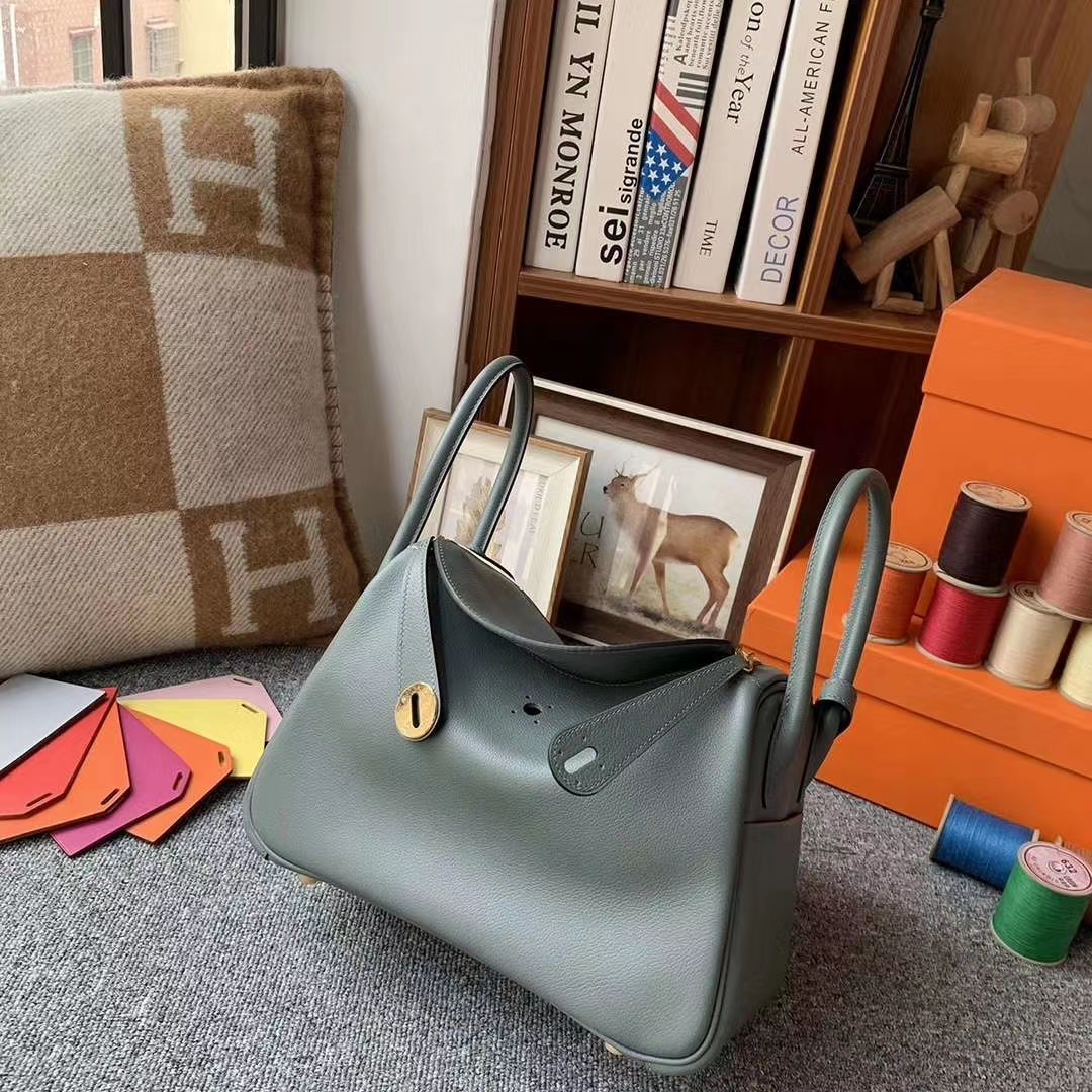 Hermès（爱马仕）杏绿色 原厂御用顶级Ever Color 皮 Lindy 26 金扣