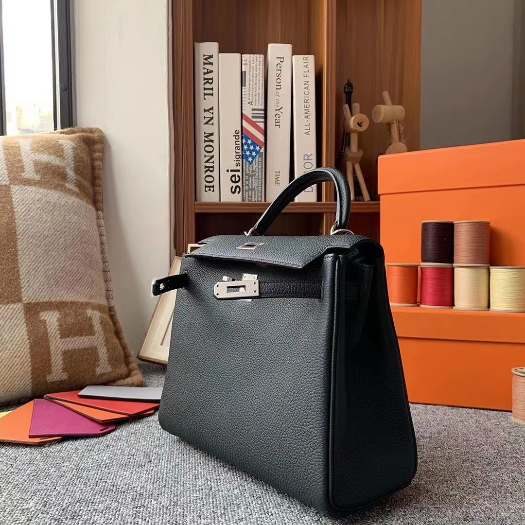 Hermès（爱马仕）6O 柏树绿 原厂御用顶级小牛皮 Kelly 25 银扣