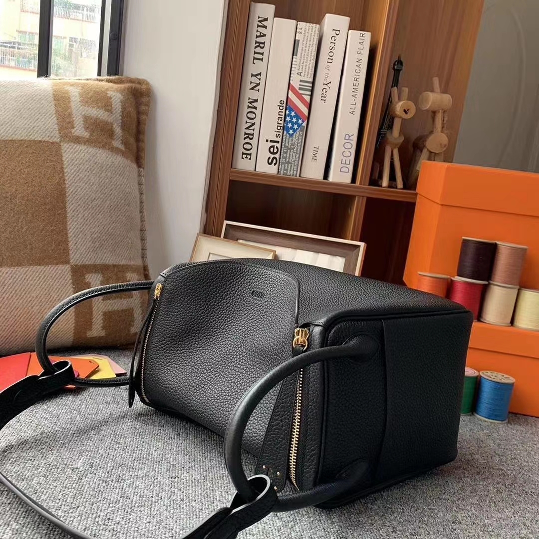 Hermès（爱马仕）CK89黑色 原厂御用顶级TC 皮 Lindy 30 金扣 银扣 现货