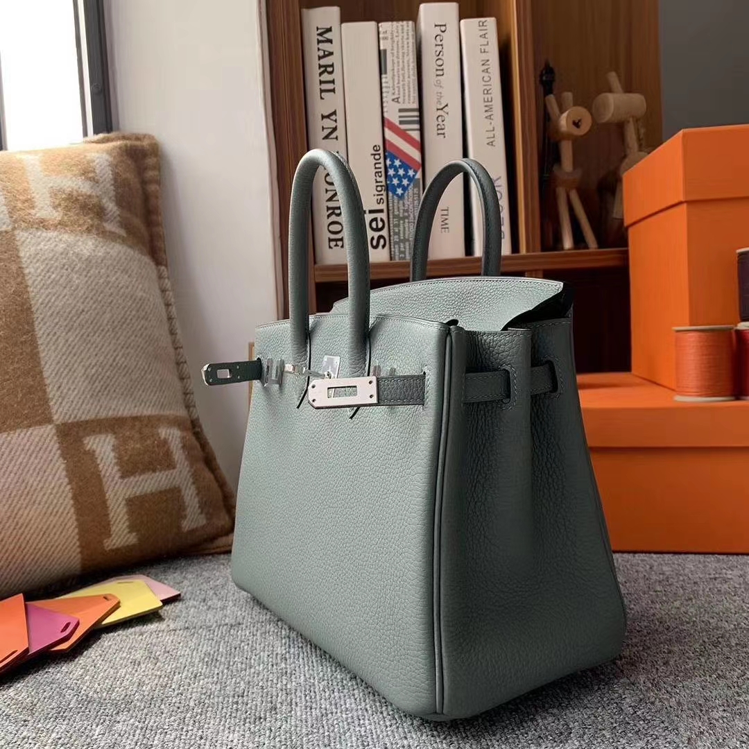 Hermès（爱马仕）杏绿色 原厂御用顶级小牛皮 Birkin 25 银扣