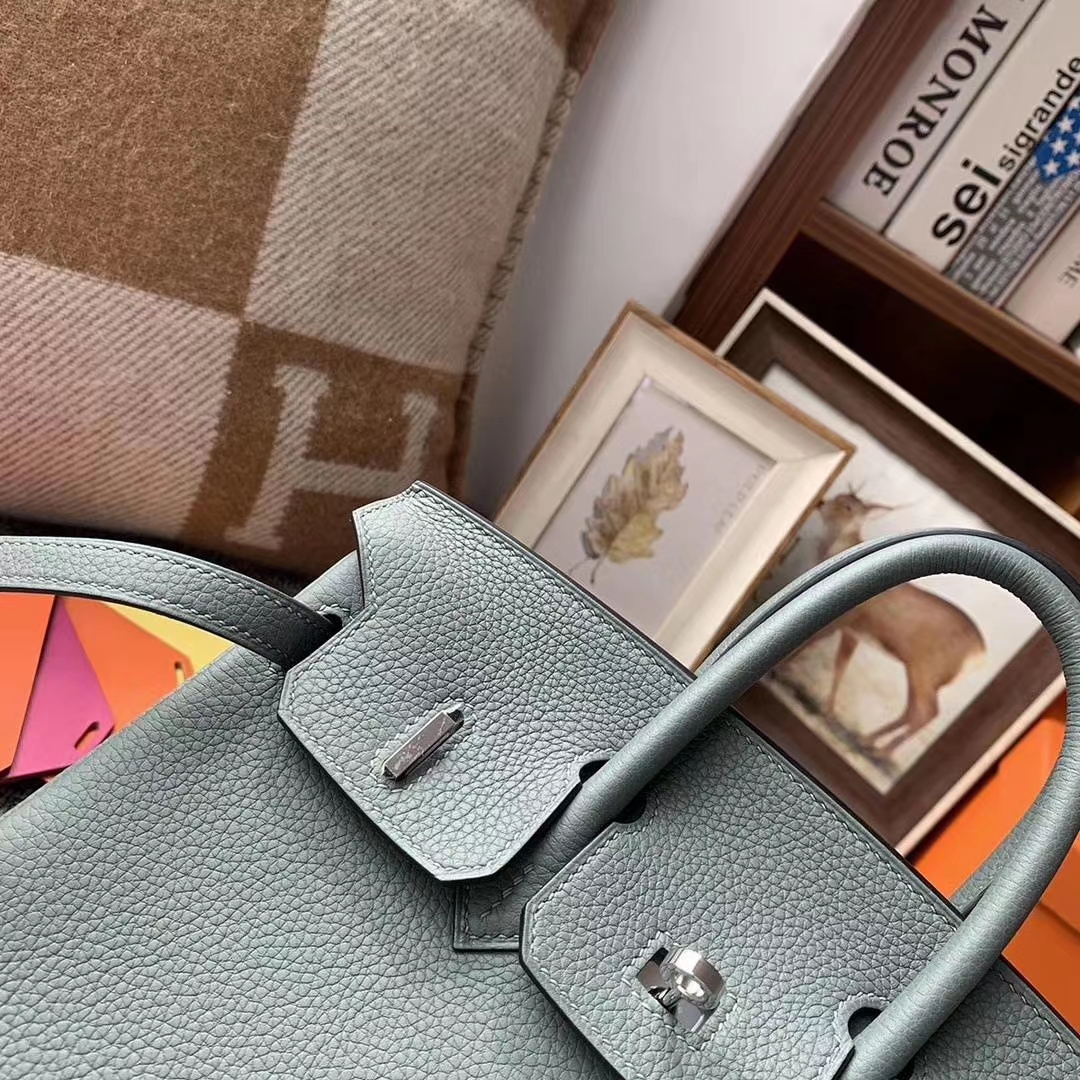 Hermès（爱马仕）杏绿色 原厂御用顶级小牛皮 Birkin 25 银扣