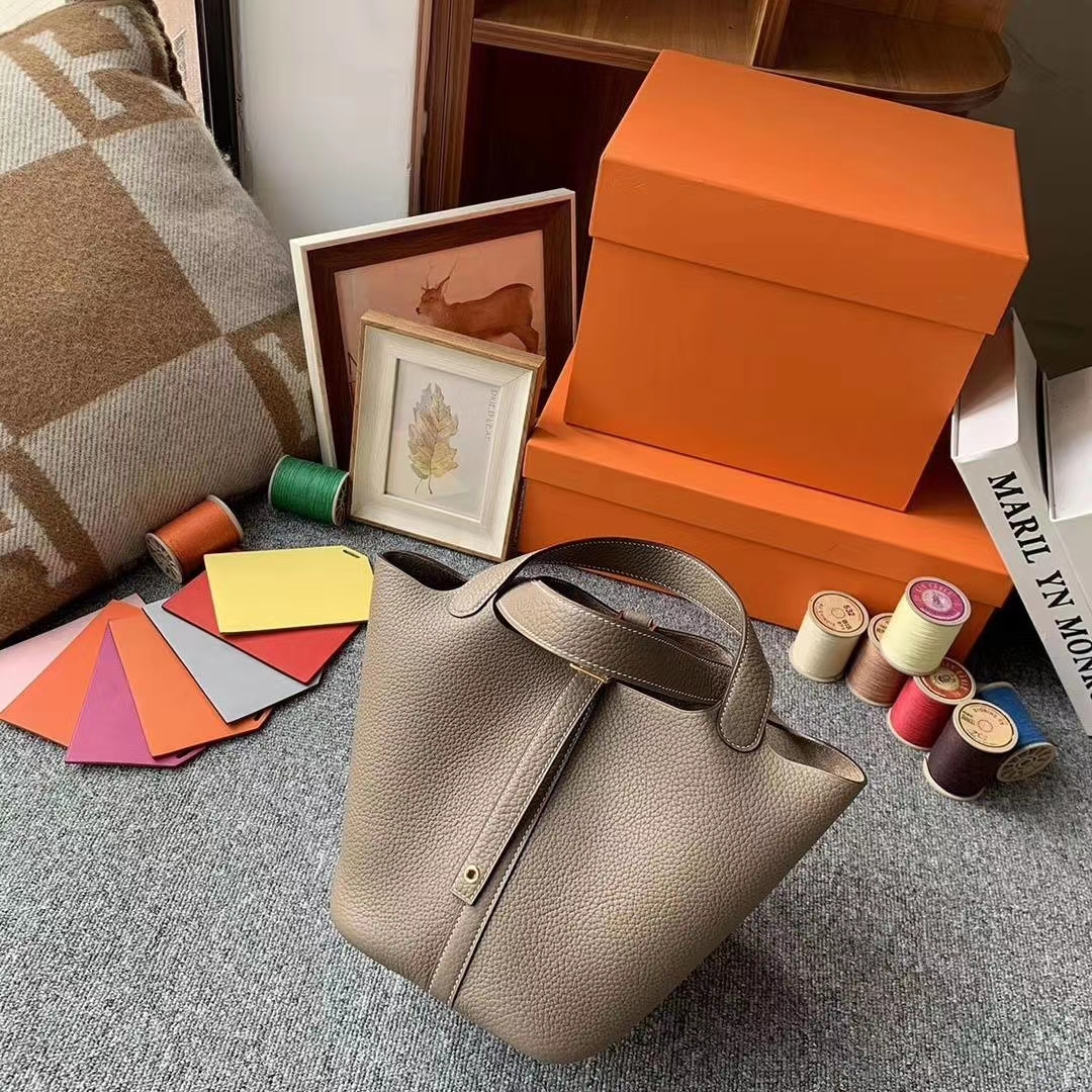 Hermès（爱马仕）CK18大象灰 原厂御用顶级TC皮 Picotin  Lock 18cm 金扣 现货