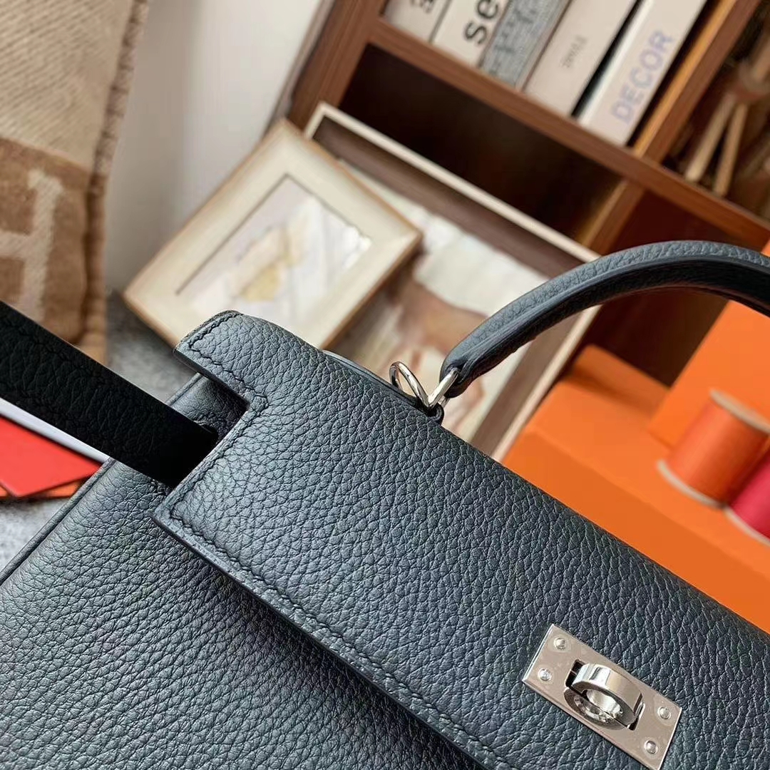 Hermès（爱马仕）6O 柏树绿 原厂御用顶级小牛皮 Kelly 25 银扣