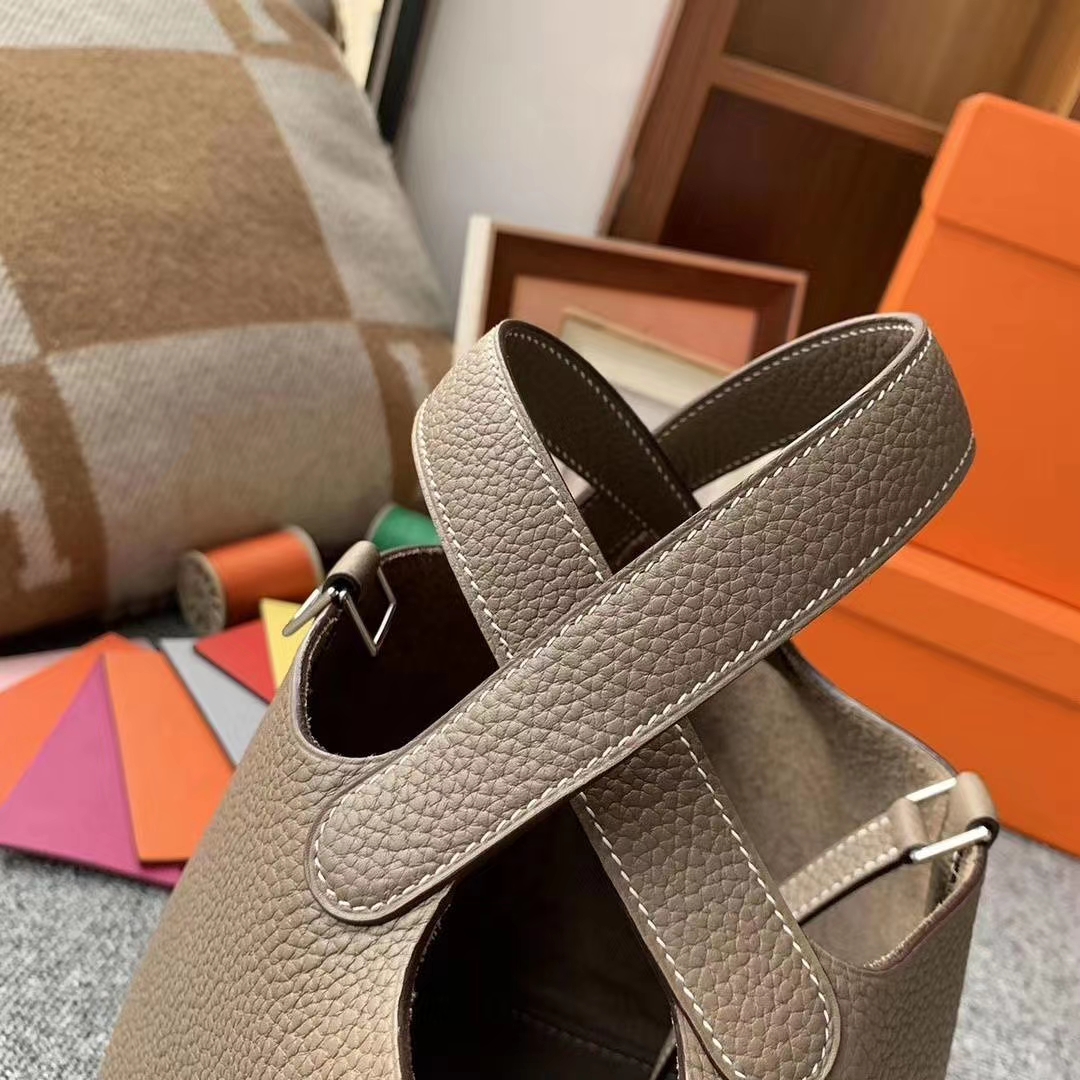 Hermès（爱马仕）CK18大象灰 原厂御用顶级TC皮 Picotin  Lock 18cm 金扣 现货