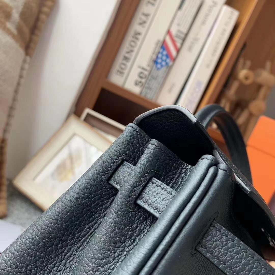 Hermès（爱马仕）6O 柏树绿 原厂御用顶级小牛皮 Kelly 25 银扣