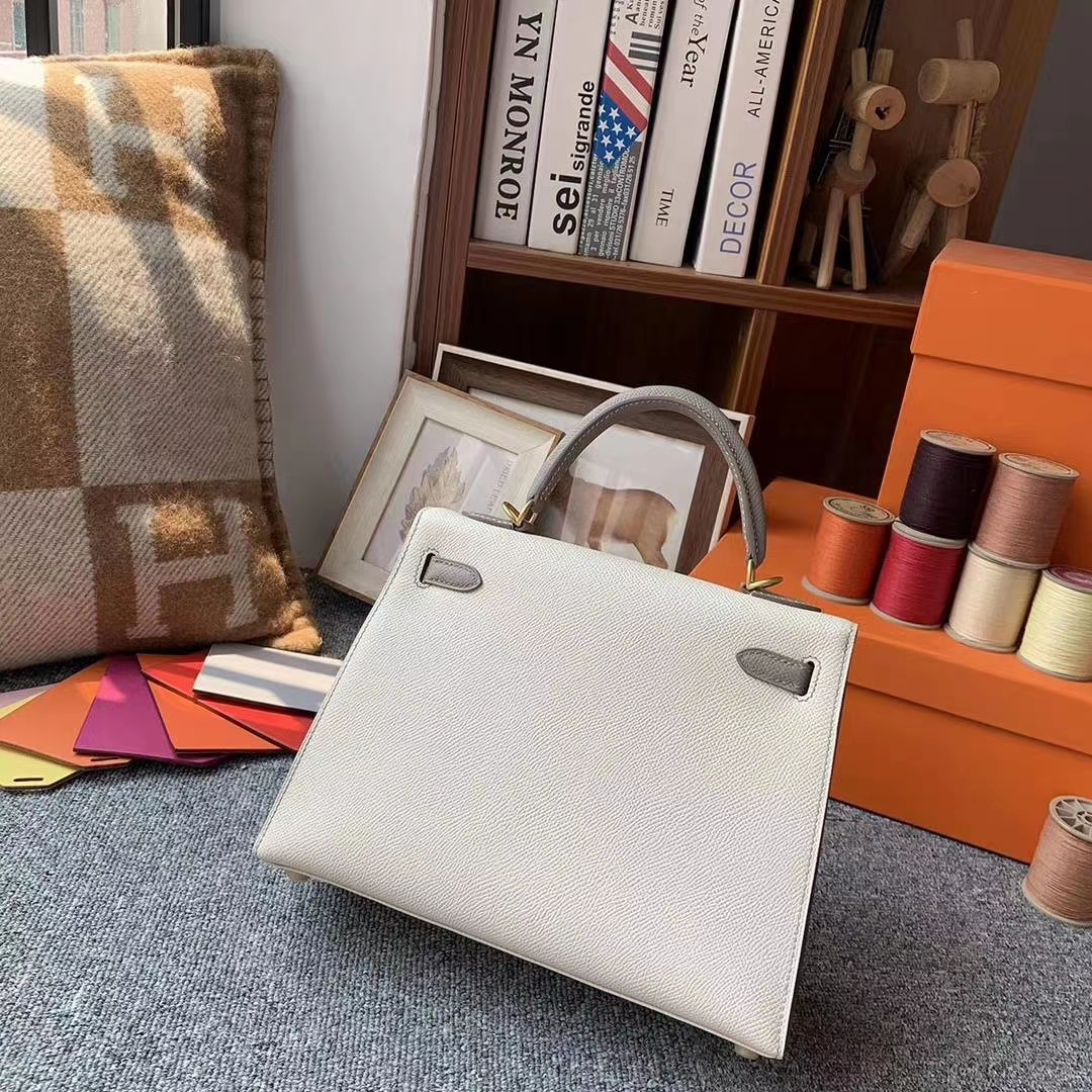 Hermès（爱马仕）奶昔白拼沥青灰 原厂御用顶级Epsom 皮 Kelly 25 外缝 拉丝金扣