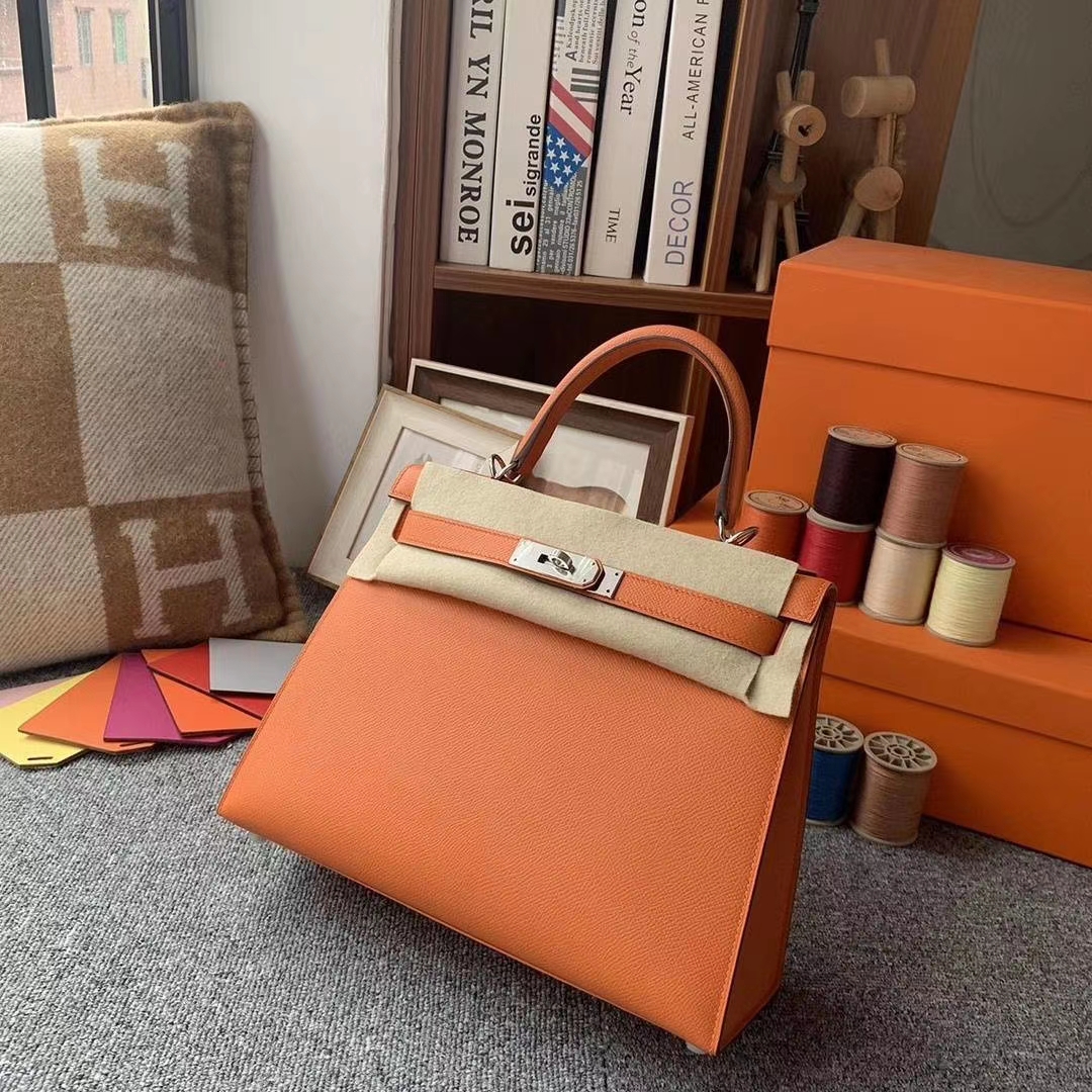 Hermès（爱马仕）93经典橙色 原厂御用顶级Epsom 皮 Kelly 28 外缝 银扣