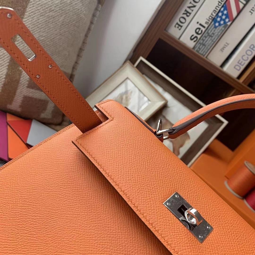 Hermès（爱马仕）93经典橙色 原厂御用顶级Epsom 皮 Kelly 28 外缝 银扣