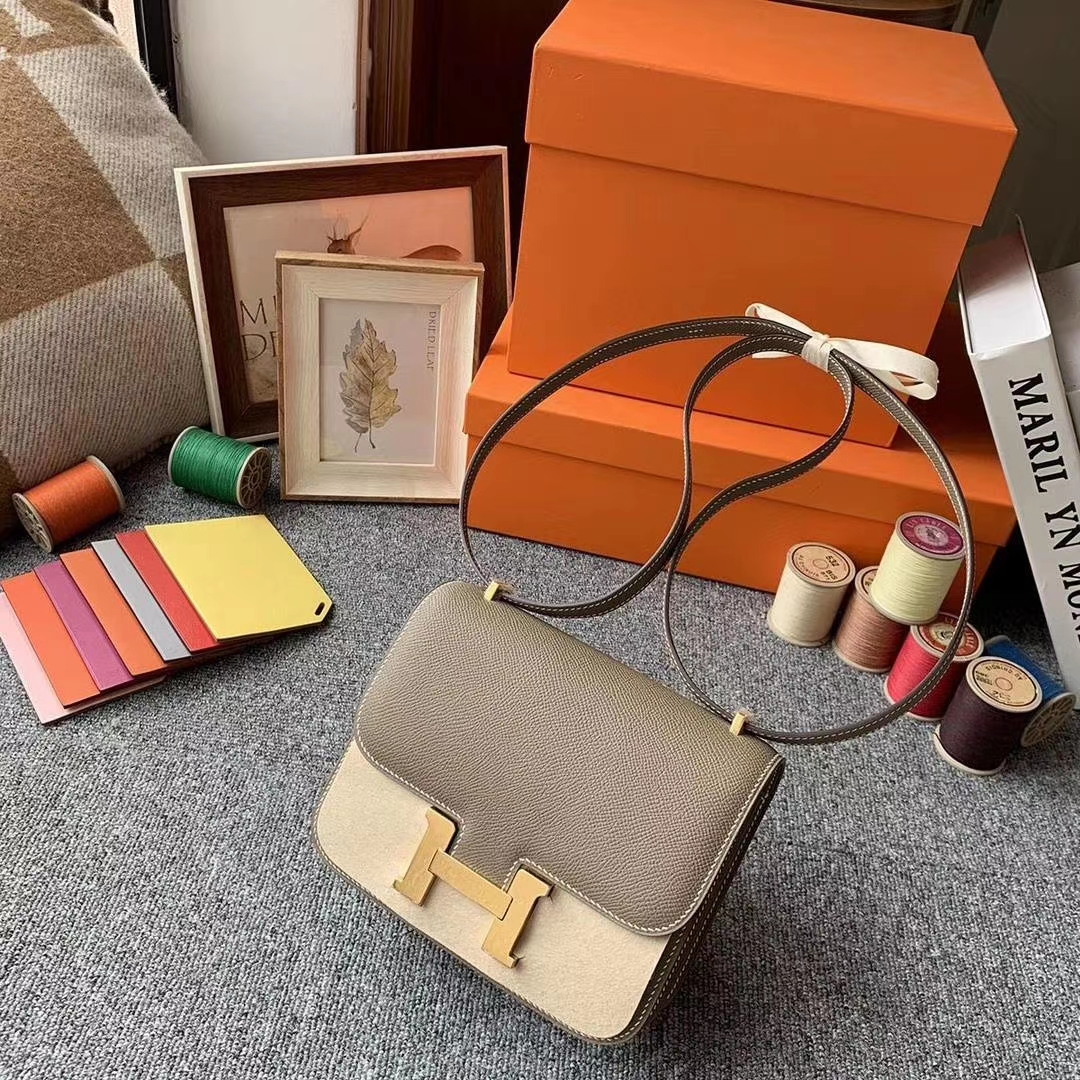 Hermès（爱马仕）CK18大象灰 原厂御用顶级Epsom 皮 Constance 19 金扣 现货