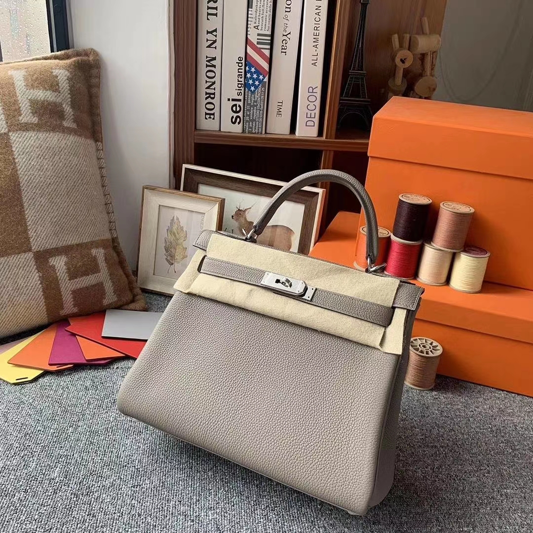 Hermès（爱马仕）M8沥青灰 原厂御用顶级小牛皮 Kelly 28 银扣 现货