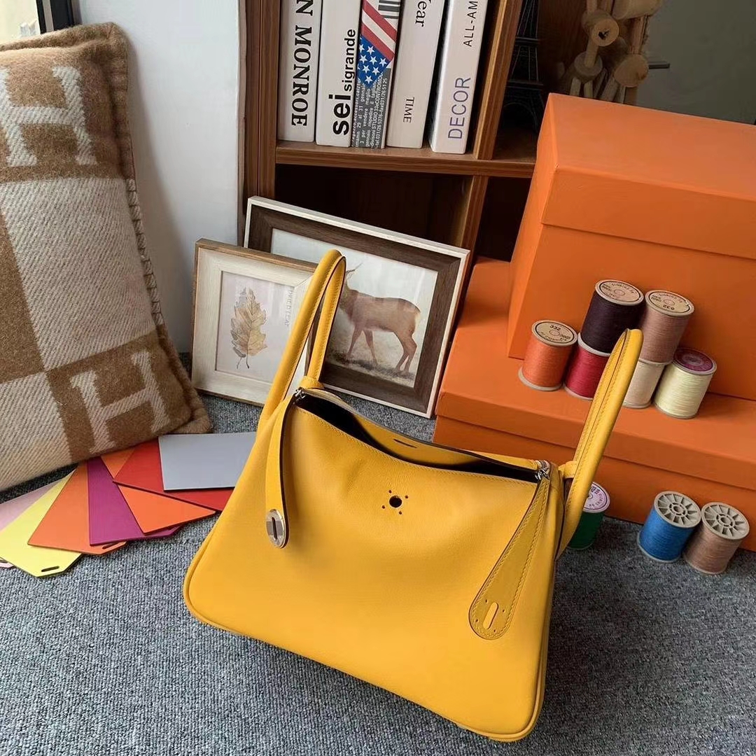 Hermès（爱马仕）9D琥珀黄 原厂御用顶级Swift 皮 Lindy 26 银扣