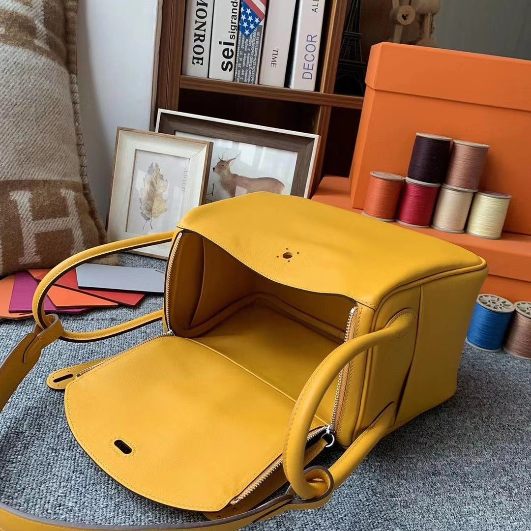 Hermès（爱马仕）9D琥珀黄 原厂御用顶级Swift 皮 Lindy 26 银扣