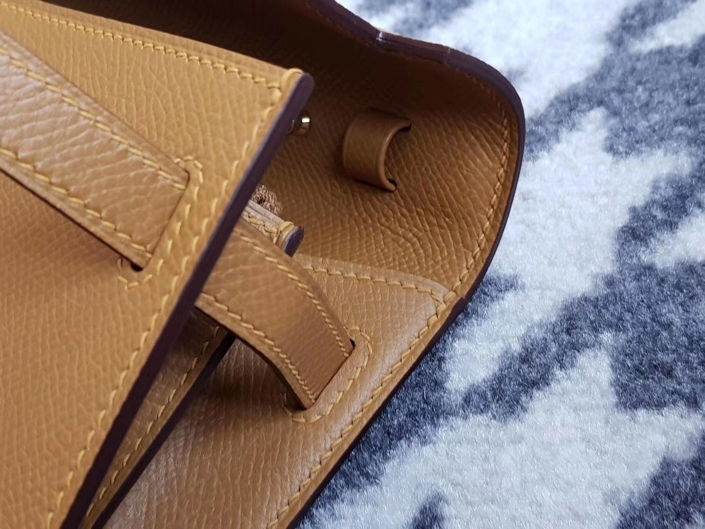 Hermès（爱马仕）Kelly to go woc  epsom皮 2S Sesame芝麻色 金扣 现货