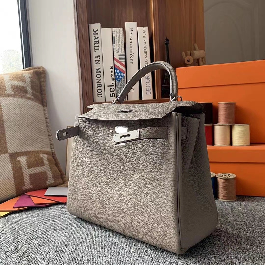 Hermès（爱马仕）M8沥青灰 原厂御用顶级小牛皮 Kelly 28 银扣 现货