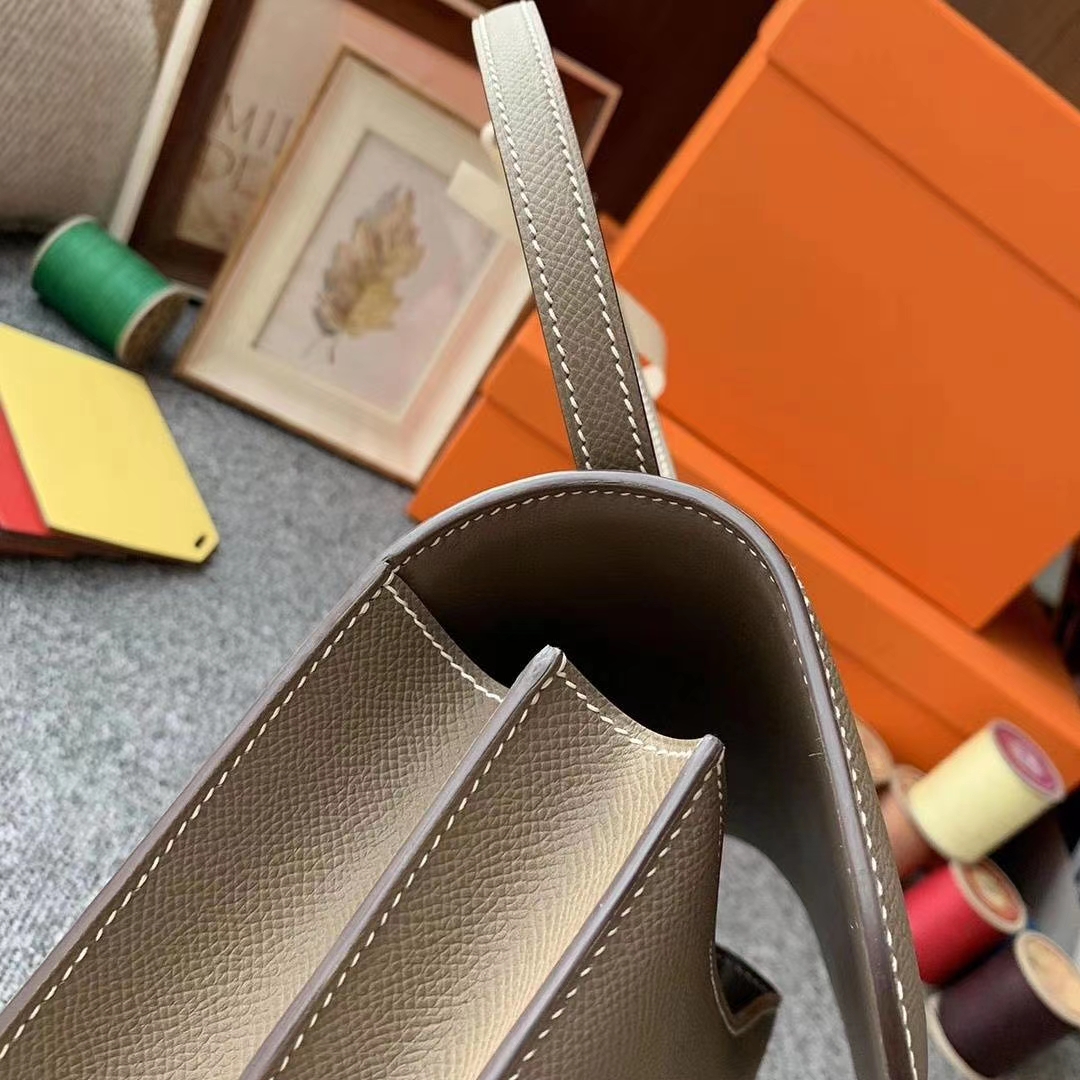 Hermès（爱马仕）CK18大象灰 原厂御用顶级Epsom 皮 Constance 19 金扣 现货
