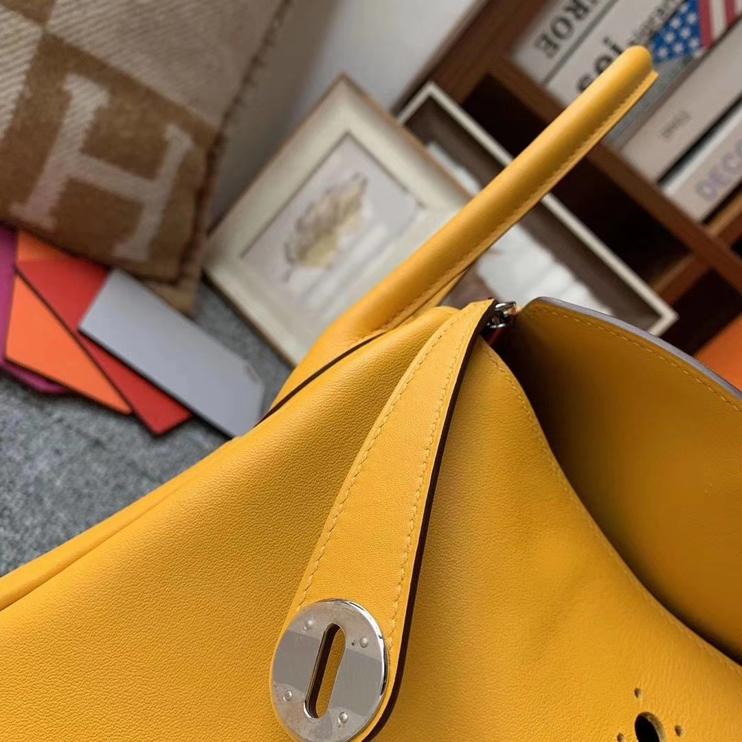 Hermès（爱马仕）9D琥珀黄 原厂御用顶级Swift 皮 Lindy 26 银扣
