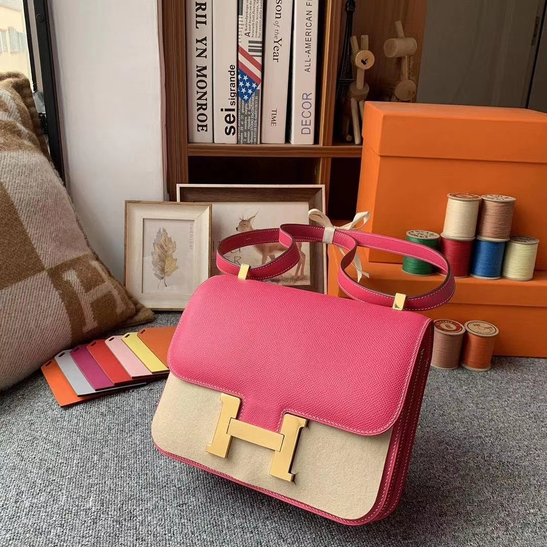 Hermès（爱马仕）E5糖果粉 原厂御用顶级Epsom 皮 Constance 24 金扣