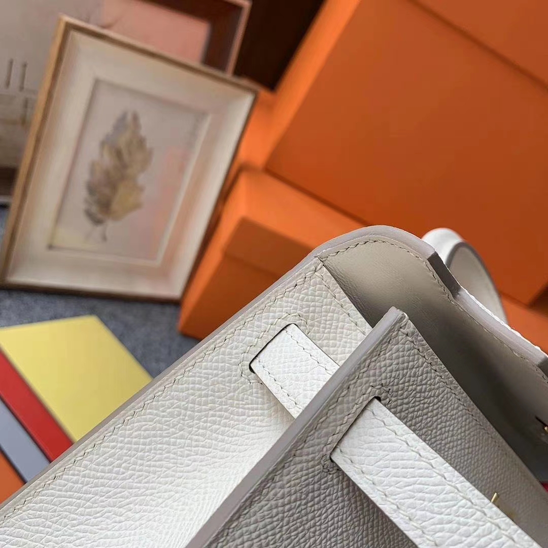 Hermès（爱马仕）奶昔白 原厂御用顶级Epsom 皮 Mini Kelly 二代 金扣 银扣 现货